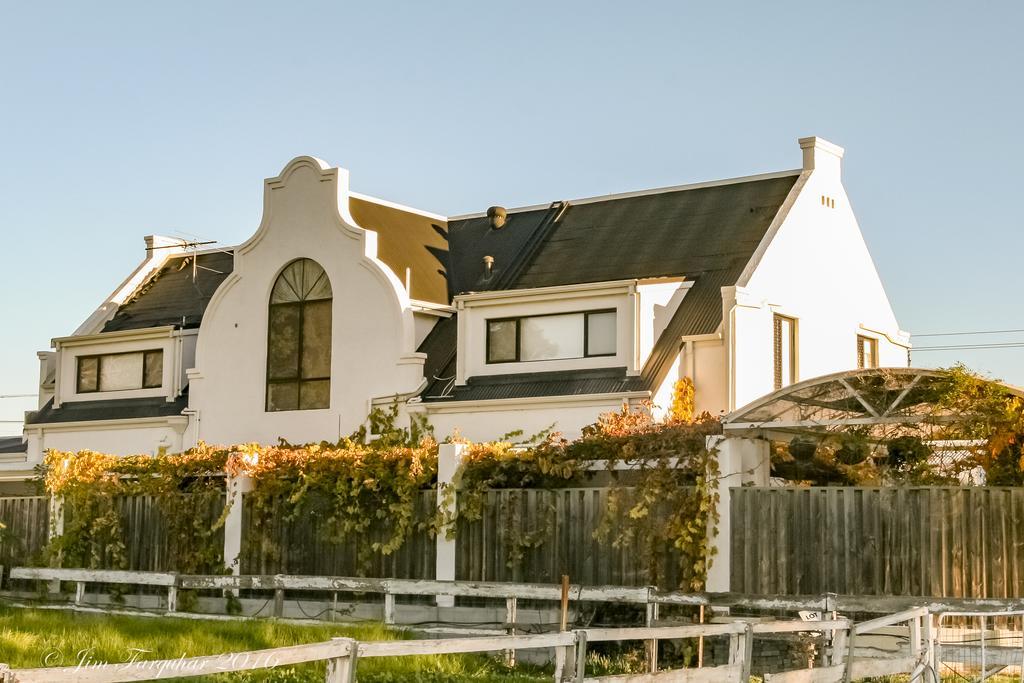 Aarn House B&B Airport Accommodation Perth Exterior foto