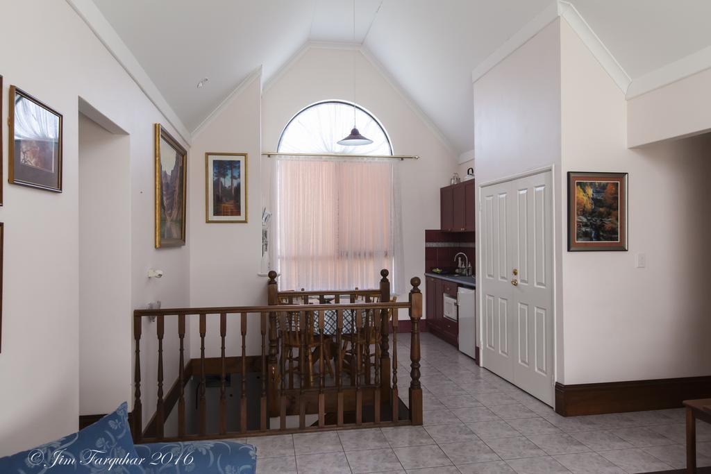 Aarn House B&B Airport Accommodation Perth Exterior foto