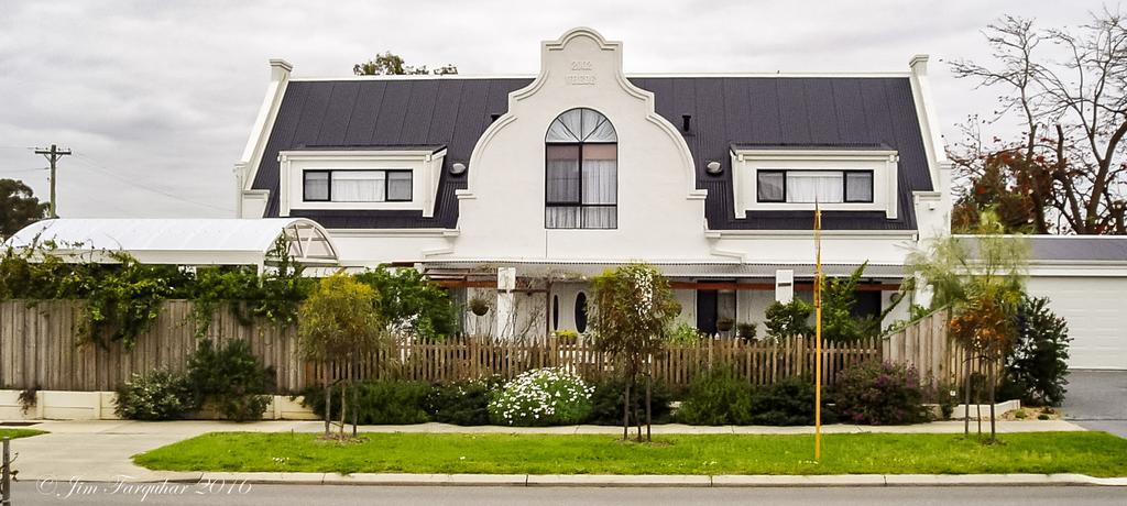 Aarn House B&B Airport Accommodation Perth Exterior foto